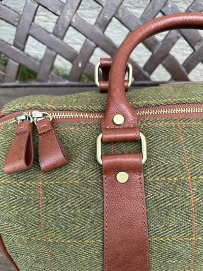 Weekender mit Tweed im Fischgrätenmuster